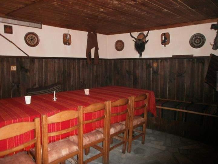 Хотел Механа Воденицата Zlatkov Chiflik Exterior photo